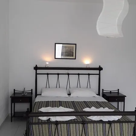 Marathi Apartments Διαμέρισμα *